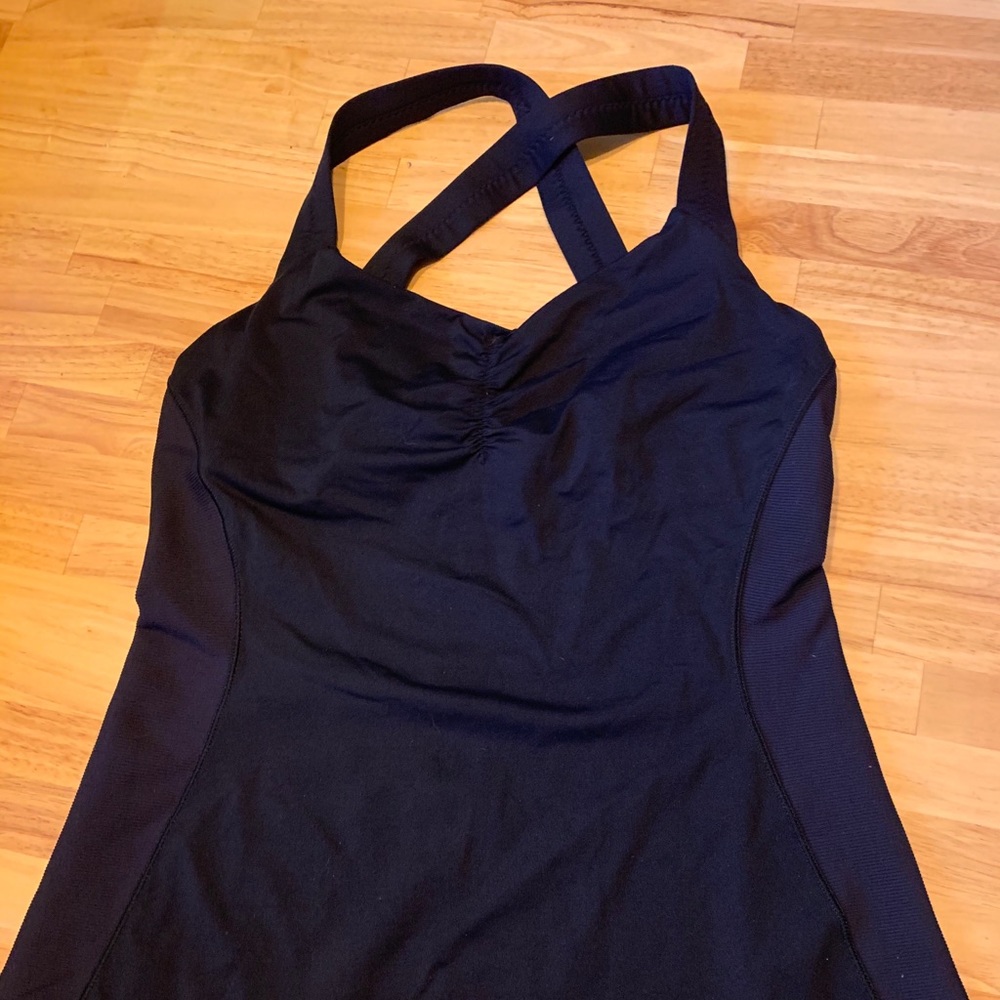 Classic Lululemon cross-back tank